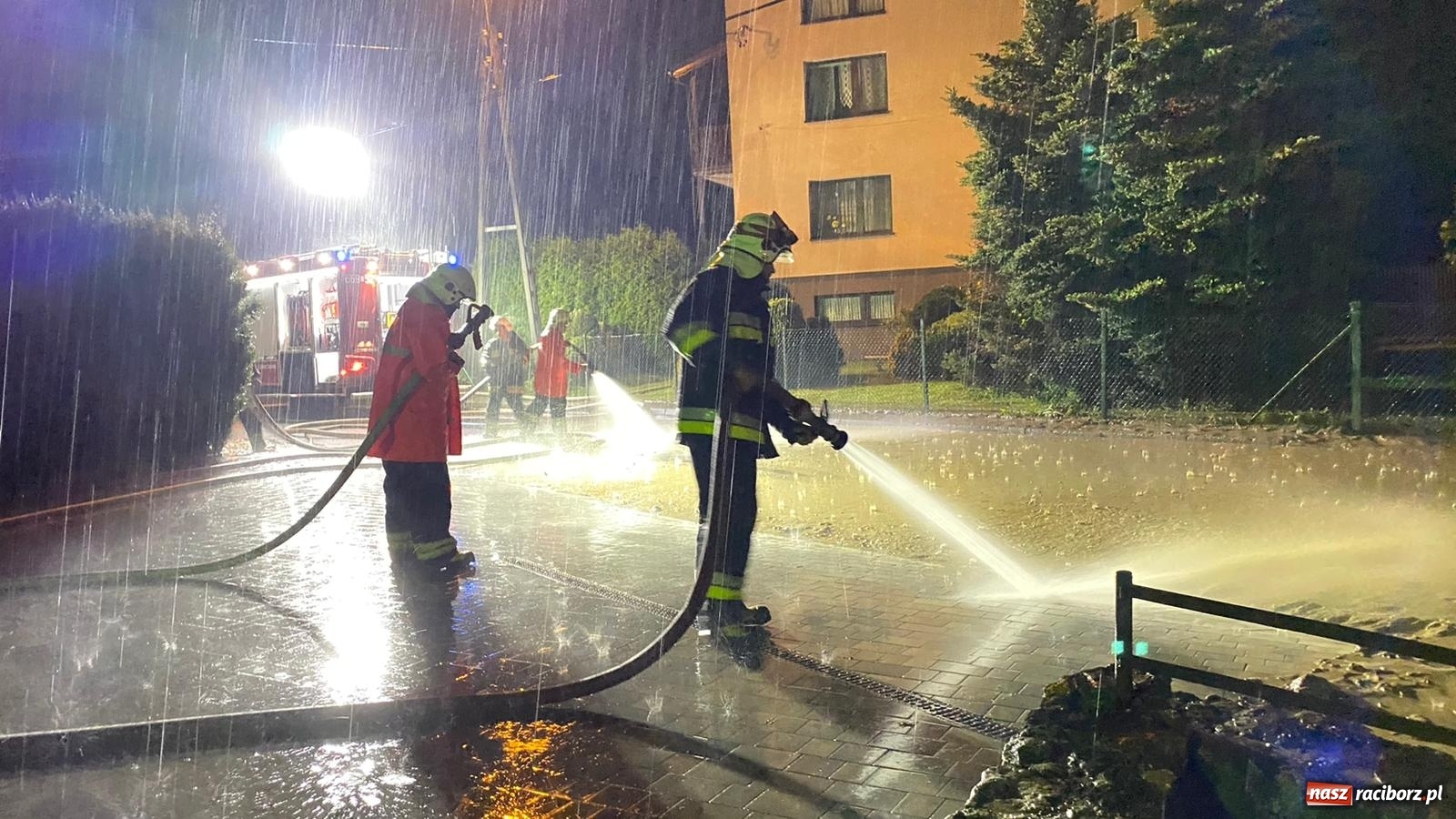 Zdjęcie w galerii na portalu naszraciborz.pl: Obraz zniszczeń. Przez powiat raciborski przeszła nawałnica  [FOTO i WIDEO] wiadomości z regionu