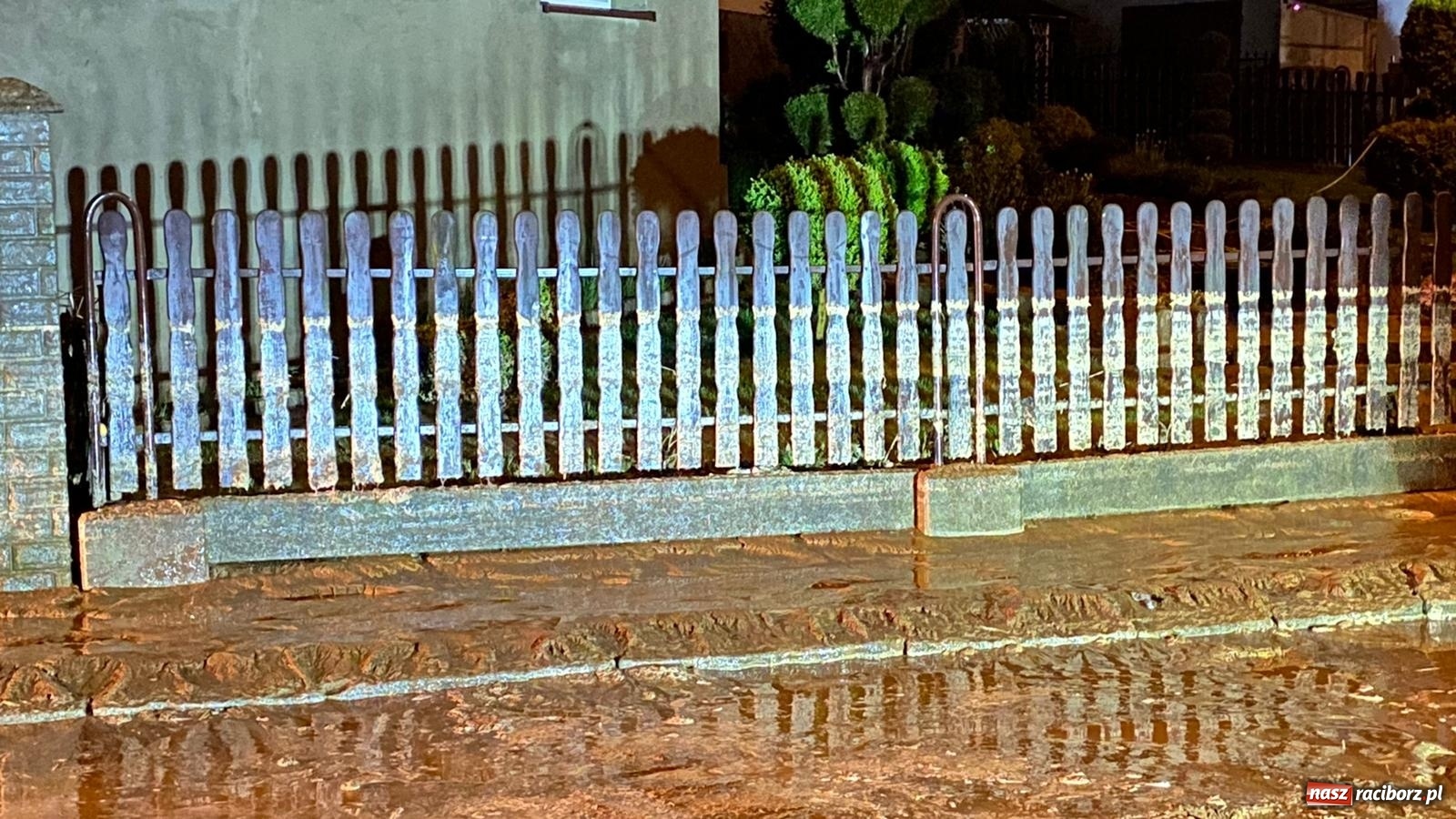 Zdjęcie w galerii na portalu naszraciborz.pl: Obraz zniszczeń. Przez powiat raciborski przeszła nawałnica  [FOTO i WIDEO] wiadomości z regionu