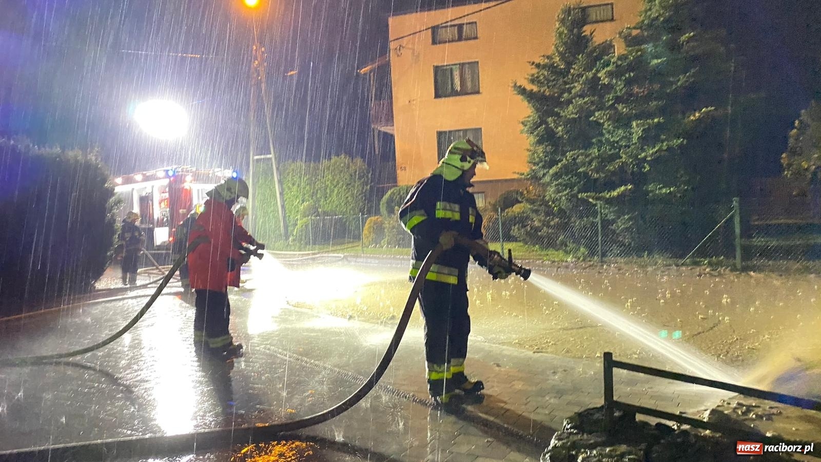 Zdjęcie w galerii na portalu naszraciborz.pl: Obraz zniszczeń. Przez powiat raciborski przeszła nawałnica  [FOTO i WIDEO] wiadomości z regionu