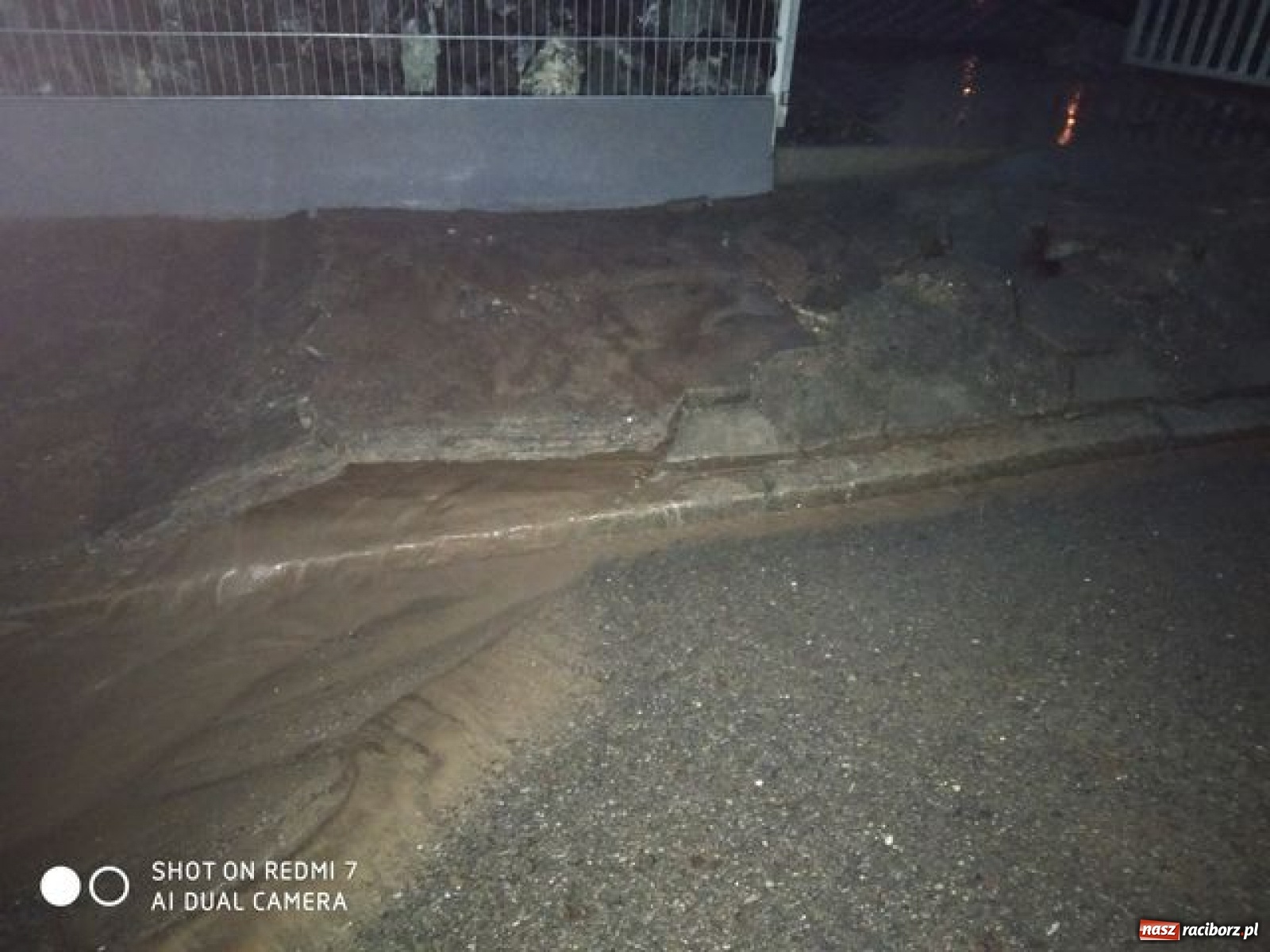 Zdjęcie w galerii na portalu naszraciborz.pl: Obraz zniszczeń. Przez powiat raciborski przeszła nawałnica  [FOTO i WIDEO] wiadomości z regionu