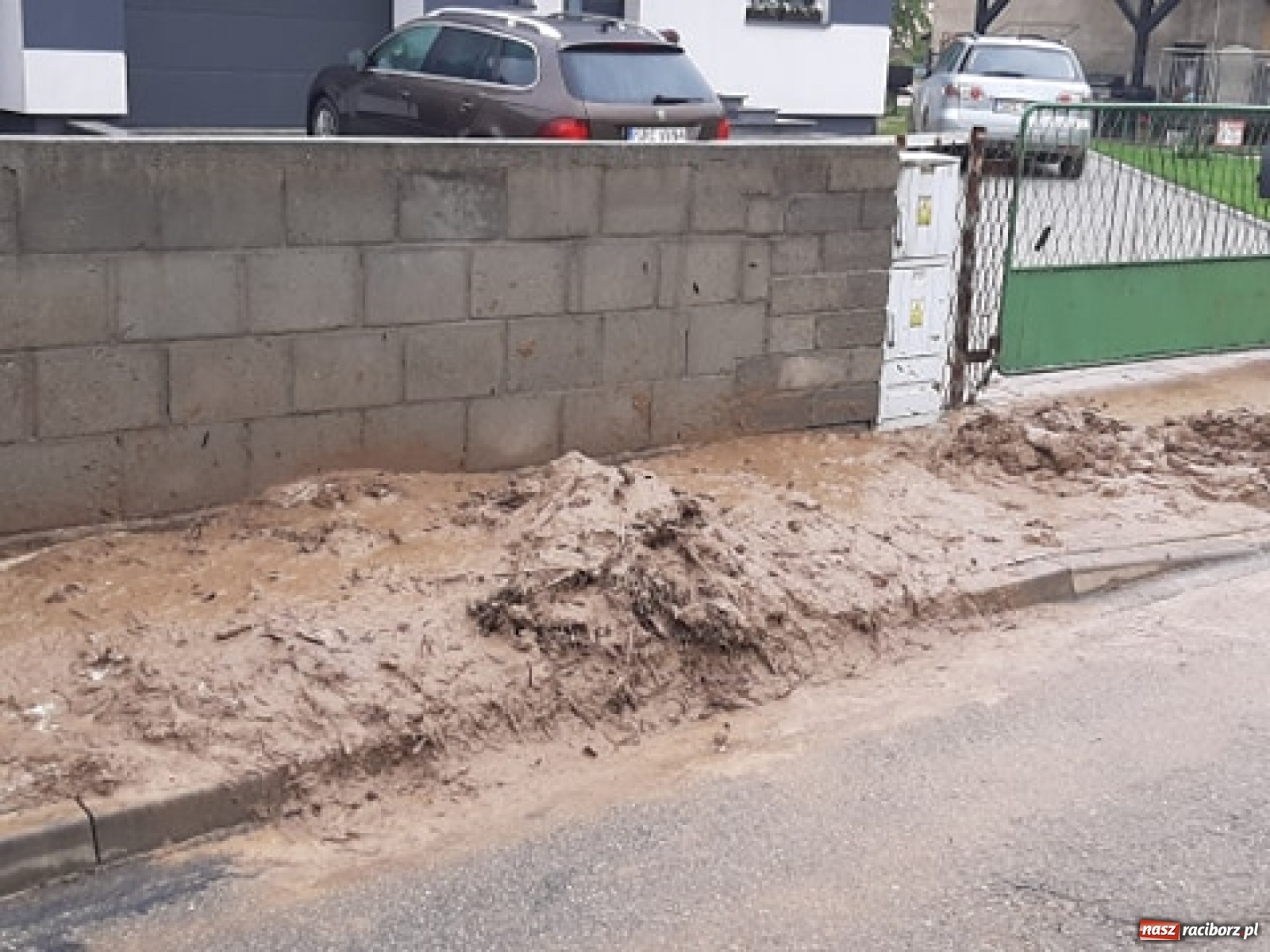 Zdjęcie w galerii na portalu naszraciborz.pl: Skutki burzy nad gminą Krzyżanowice [FOTO] wiadomości z regionu