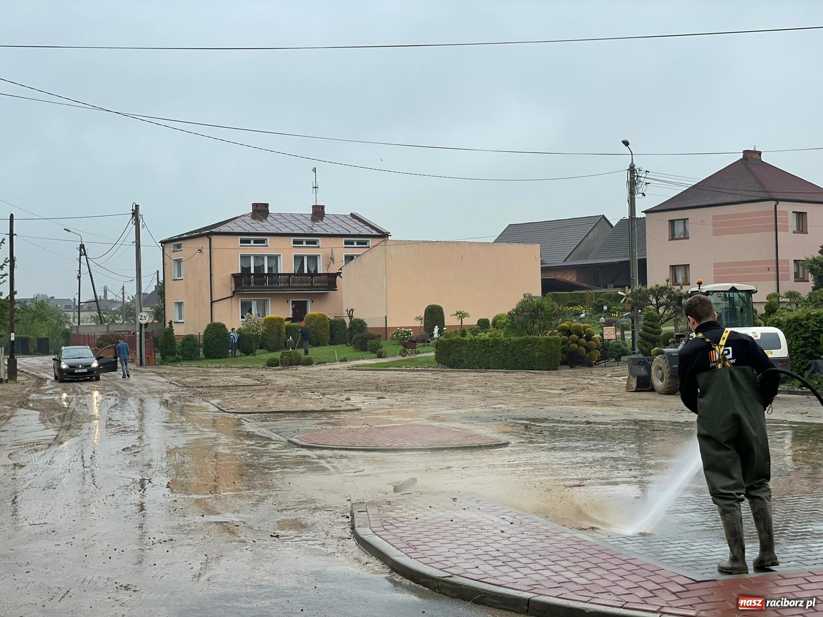 Zdjęcie w galerii na portalu naszraciborz.pl: Skutki burzy nad gminą Krzyżanowice [FOTO] wiadomości z regionu
