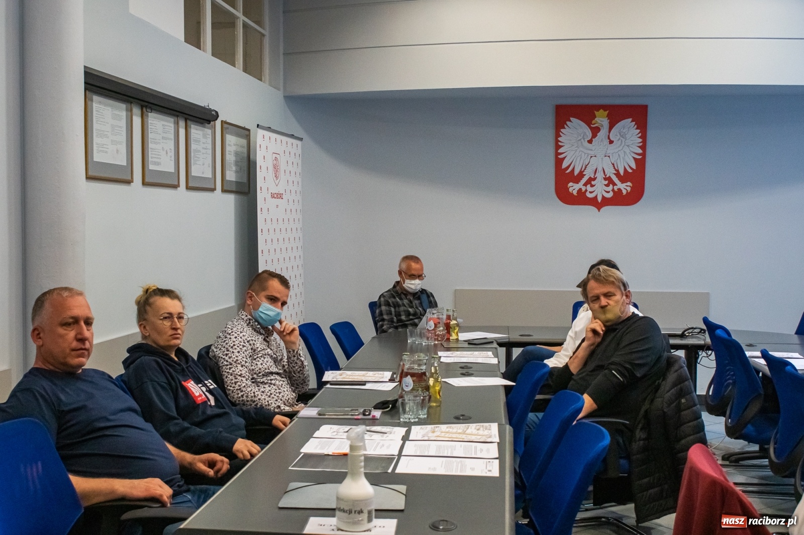 Zdjęcie w galerii na portalu naszraciborz.pl: Konserwator to nie restaurator - w ratuszu spierano się w sprawie ogródków na rynku wiadomości z regionu