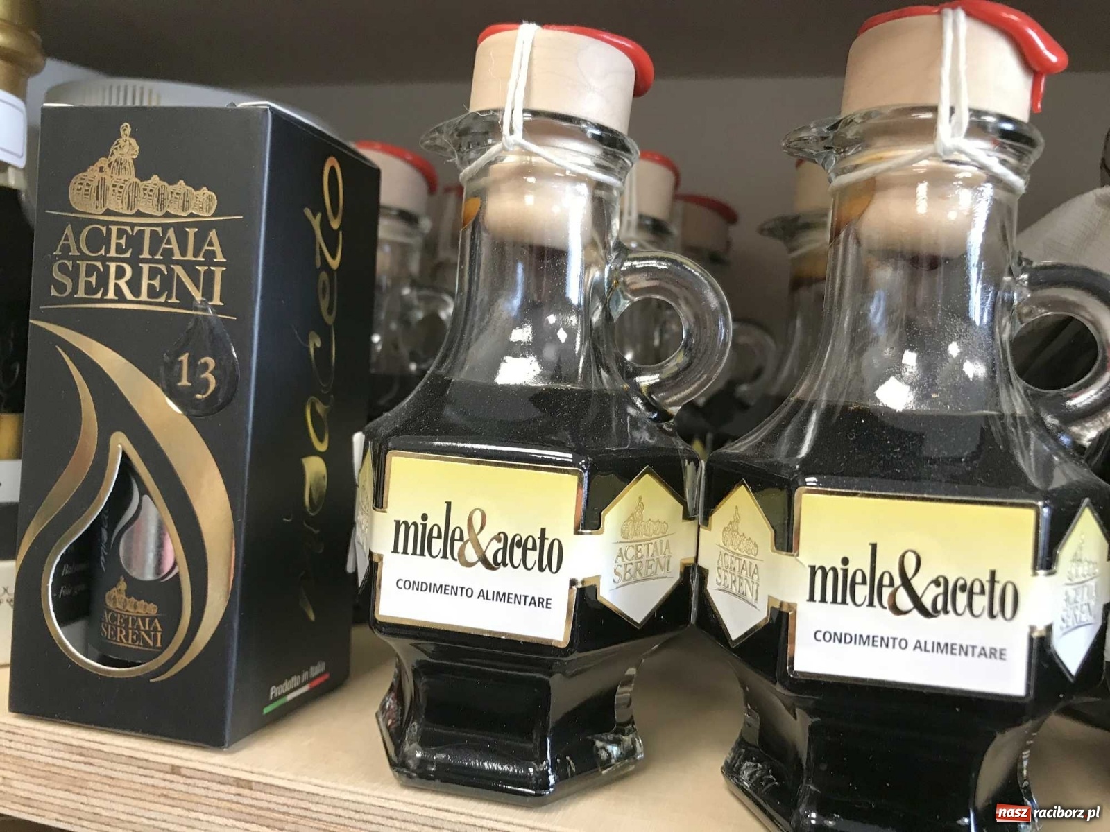 Zdjęcie w galerii na portalu naszraciborz.pl: Kawa, oliwa, filety, makarony i napoje... Nowe włoskie smakołyki na półkach delikatesów Antonio Cadau wiadomości z regionu