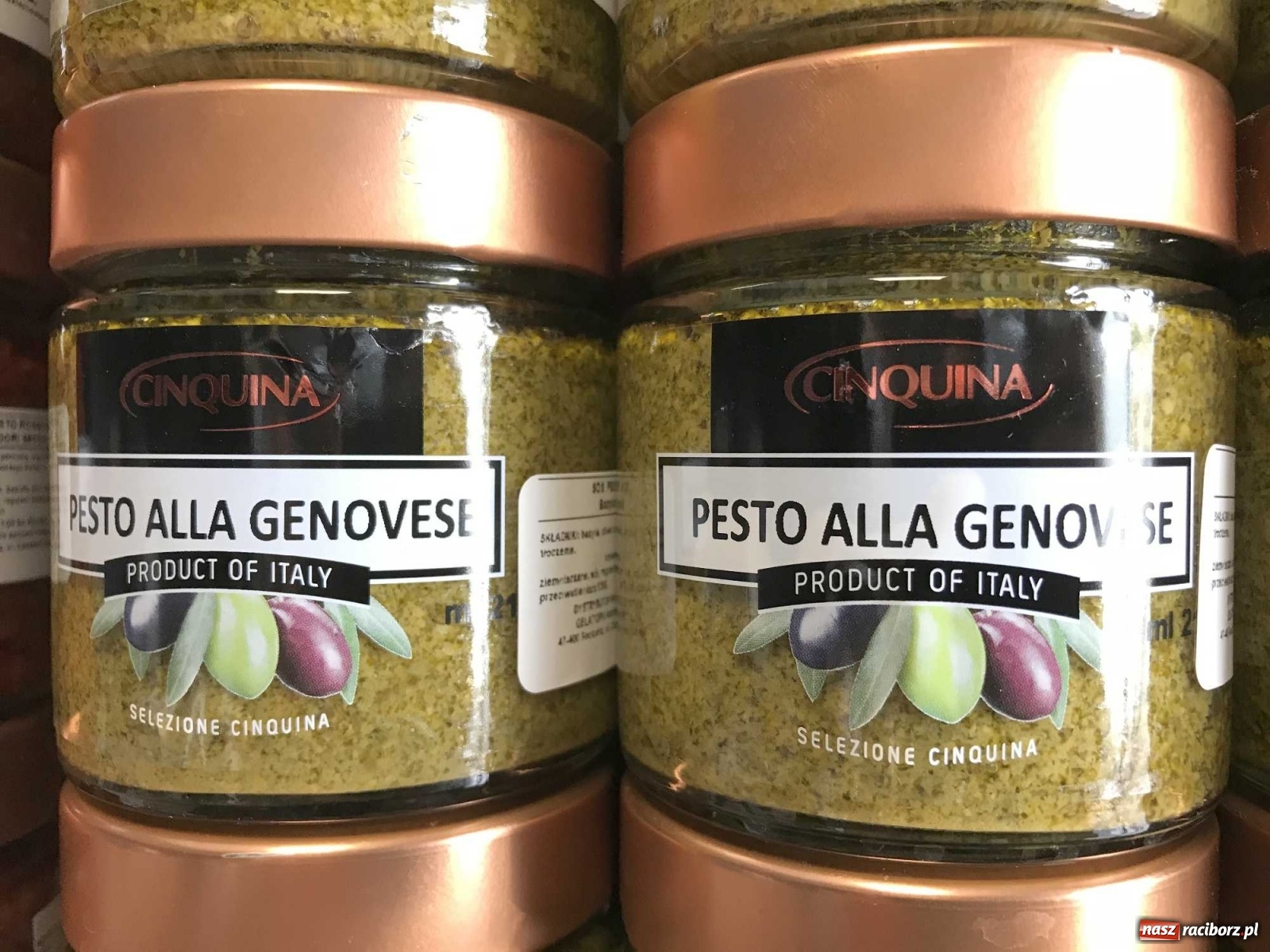 Zdjęcie w galerii na portalu naszraciborz.pl: Kawa, oliwa, filety, makarony i napoje... Nowe włoskie smakołyki na półkach delikatesów Antonio Cadau wiadomości z regionu