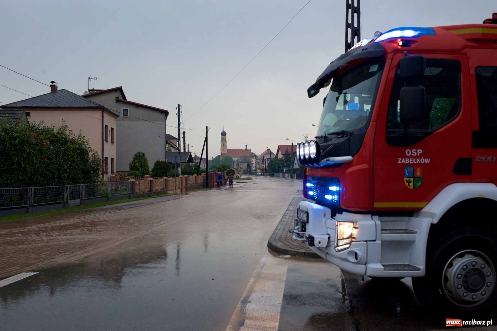 Zdjęcie w galerii na portalu naszraciborz.pl: Tworków-Nowa Wioska-Lubomia-Borucin. Nikt tu takiej wody nie widział! wiadomości z regionu