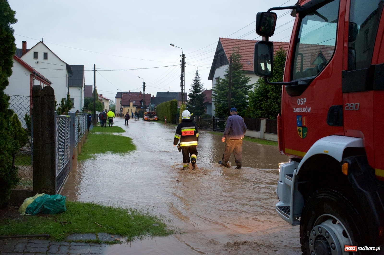 Zdjęcie w galerii na portalu naszraciborz.pl: Tworków-Nowa Wioska-Lubomia-Borucin. Nikt tu takiej wody nie widział! wiadomości z regionu