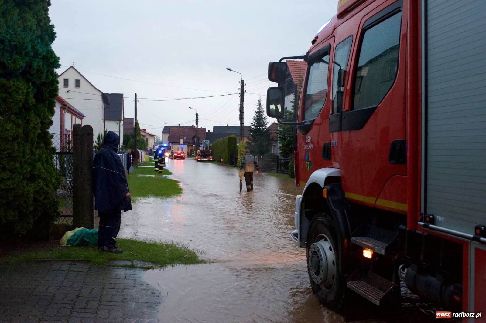 Zdjęcie w galerii na portalu naszraciborz.pl: Tworków-Nowa Wioska-Lubomia-Borucin. Nikt tu takiej wody nie widział! wiadomości z regionu