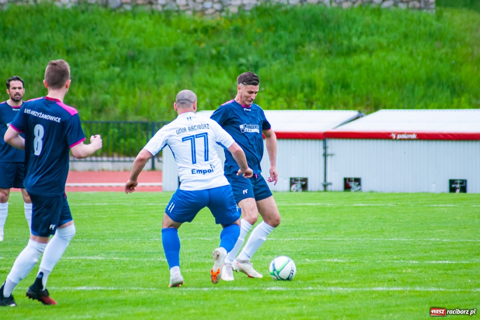 Zdjęcie w galerii na portalu naszraciborz.pl: Lepiej późno, niż wcale. Pierwsza wiosenna wygrana raciborskiej Unii [FOTO] wiadomości z regionu