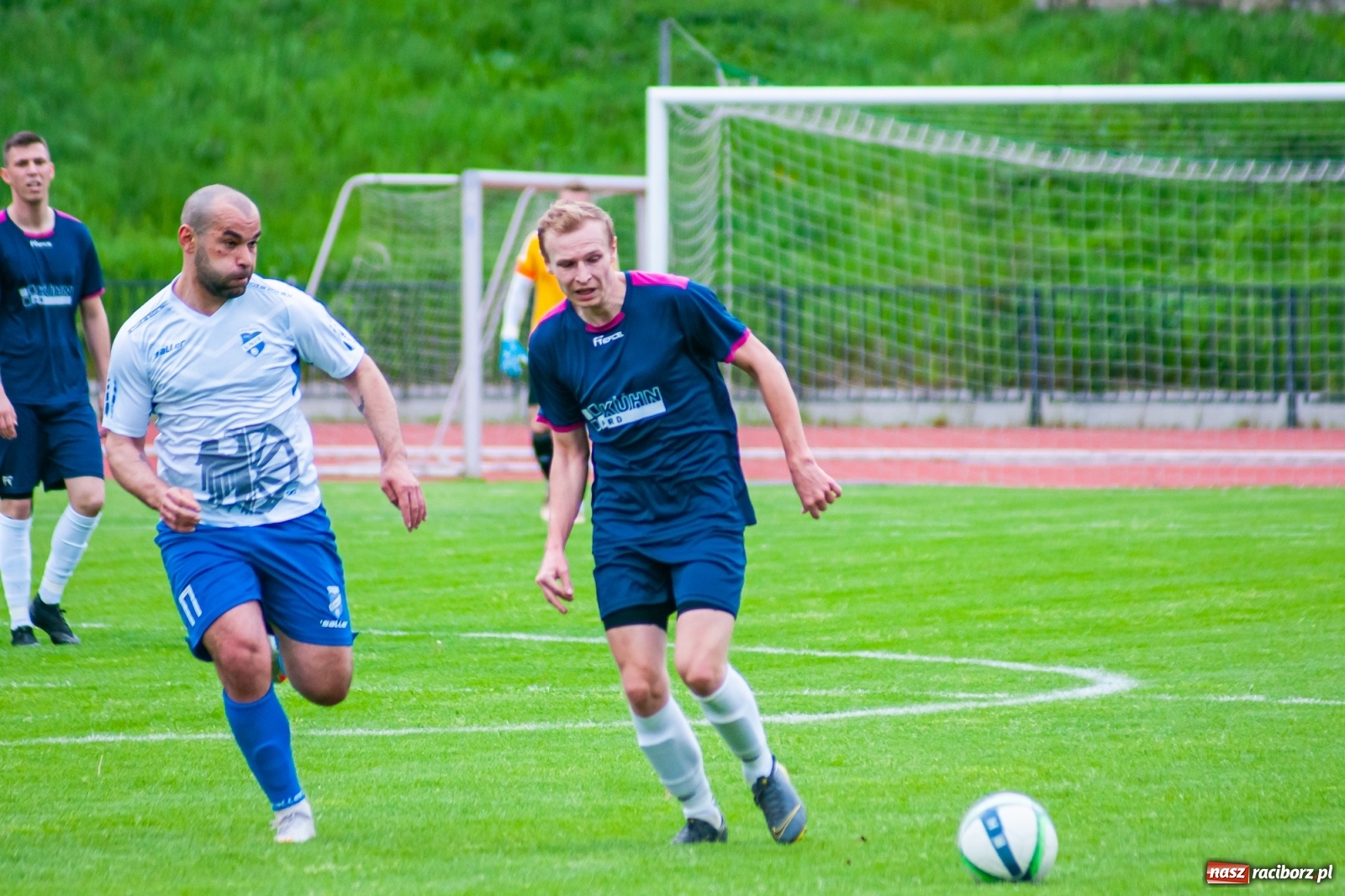 Zdjęcie w galerii na portalu naszraciborz.pl: Lepiej późno, niż wcale. Pierwsza wiosenna wygrana raciborskiej Unii [FOTO] wiadomości z regionu