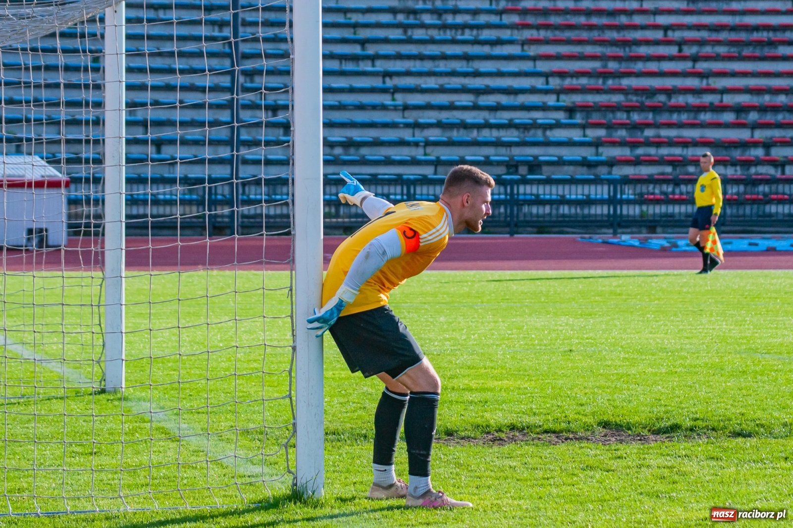Zdjęcie w galerii na portalu naszraciborz.pl: Lepiej późno, niż wcale. Pierwsza wiosenna wygrana raciborskiej Unii [FOTO] wiadomości z regionu