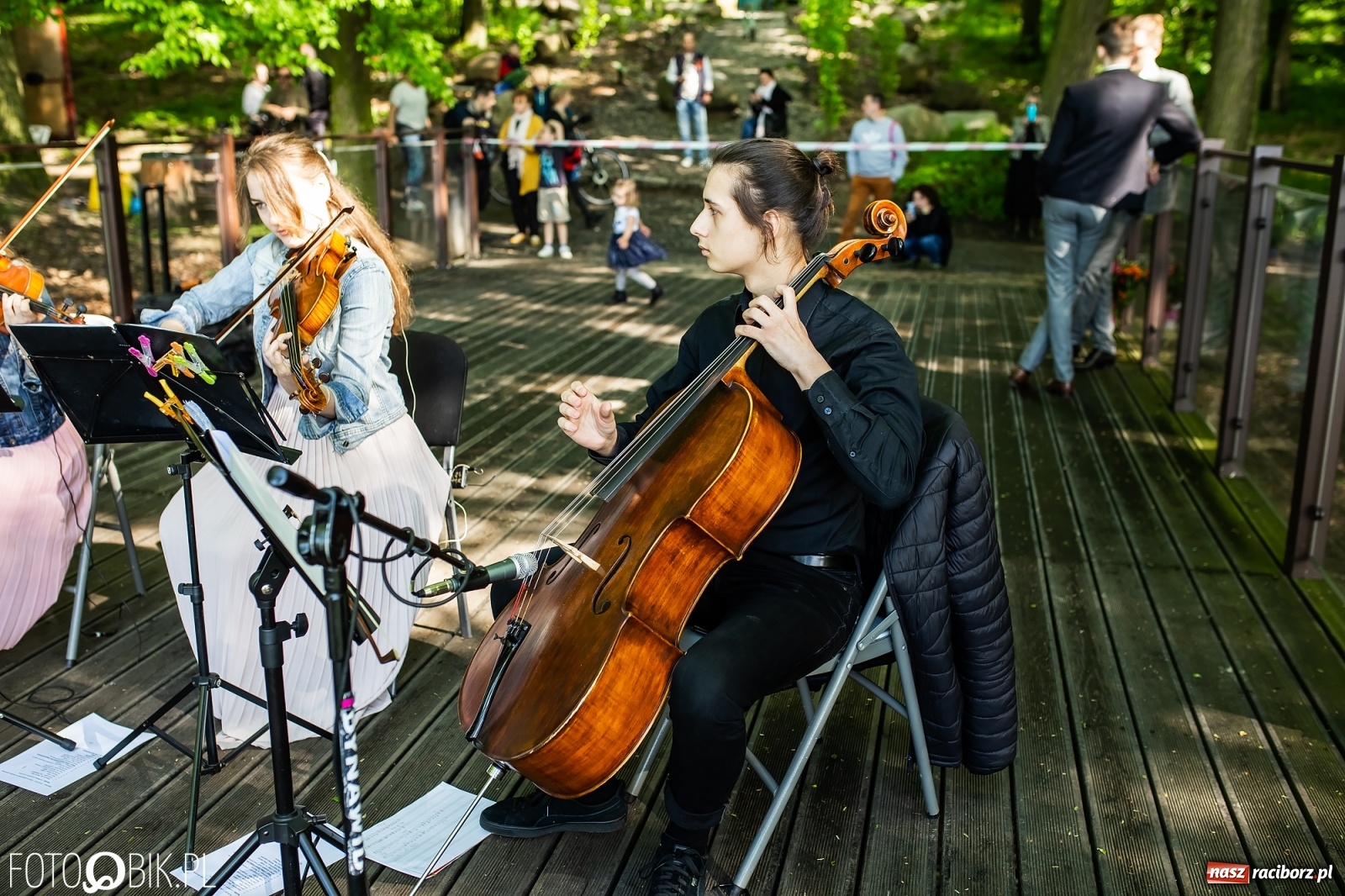 Zdjęcie w galerii na portalu naszraciborz.pl: Słońce, przyroda i melomani, czyli Muzyka w Zaczarowanym Ogrodzie [WIDEO] wiadomości z regionu