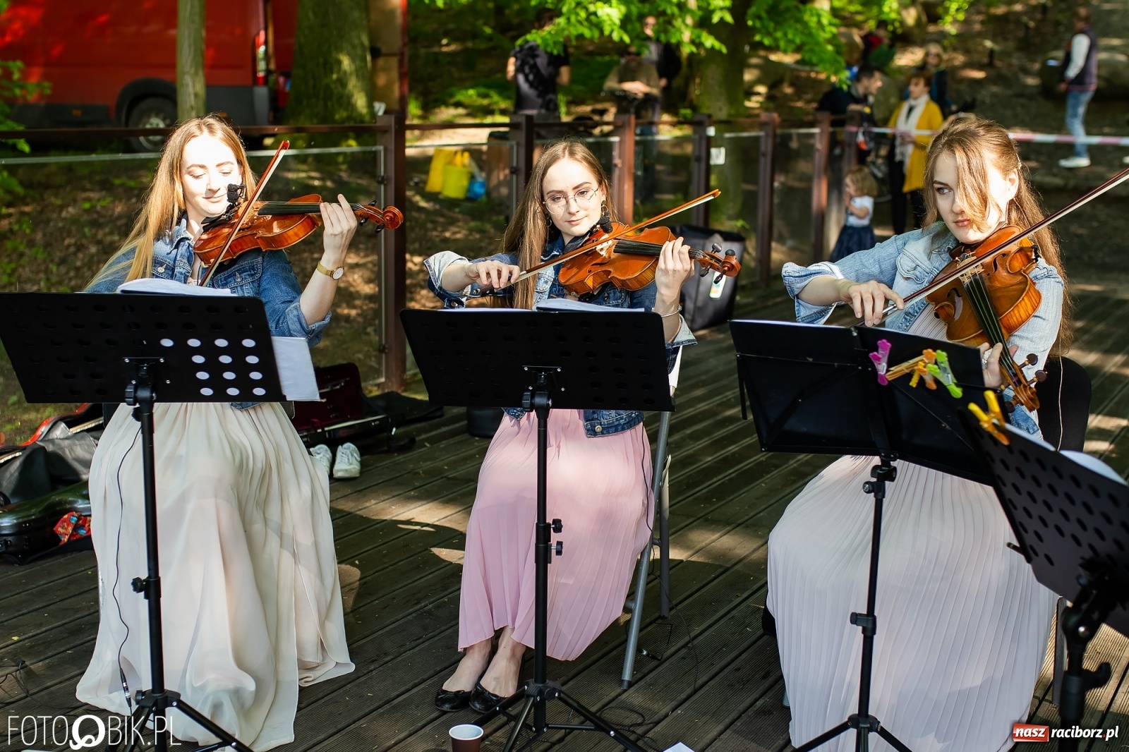 Zdjęcie w galerii na portalu naszraciborz.pl: Słońce, przyroda i melomani, czyli Muzyka w Zaczarowanym Ogrodzie [WIDEO] wiadomości z regionu