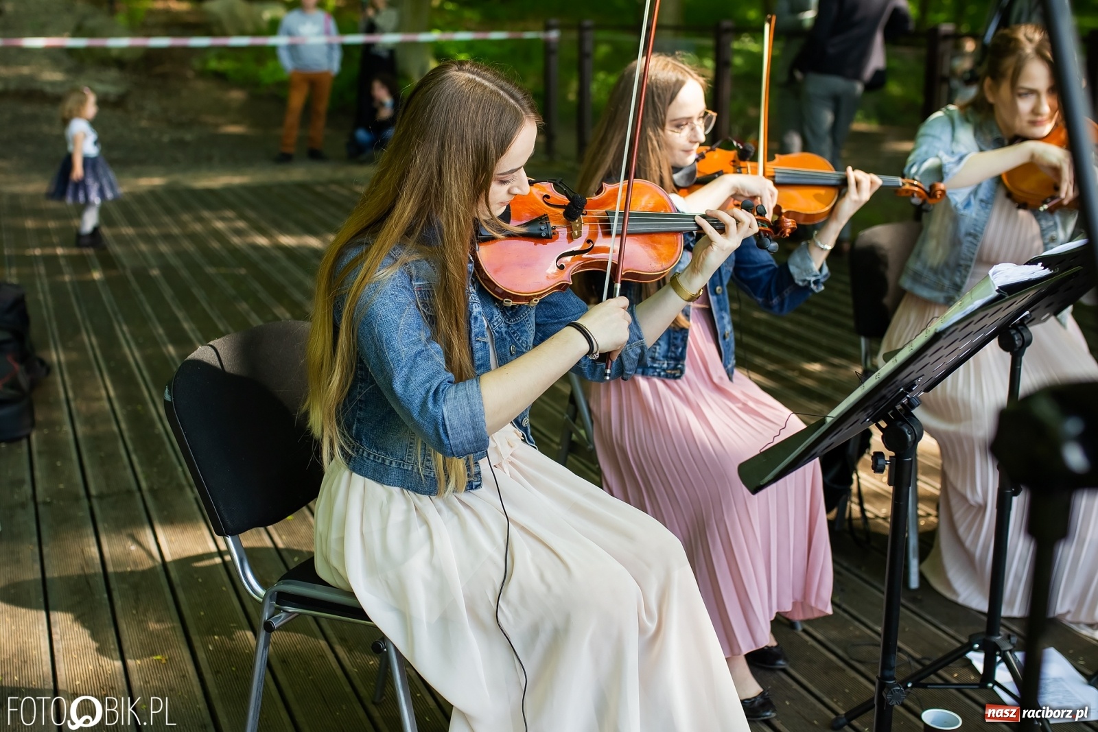 Zdjęcie w galerii na portalu naszraciborz.pl: Słońce, przyroda i melomani, czyli Muzyka w Zaczarowanym Ogrodzie [WIDEO] wiadomości z regionu