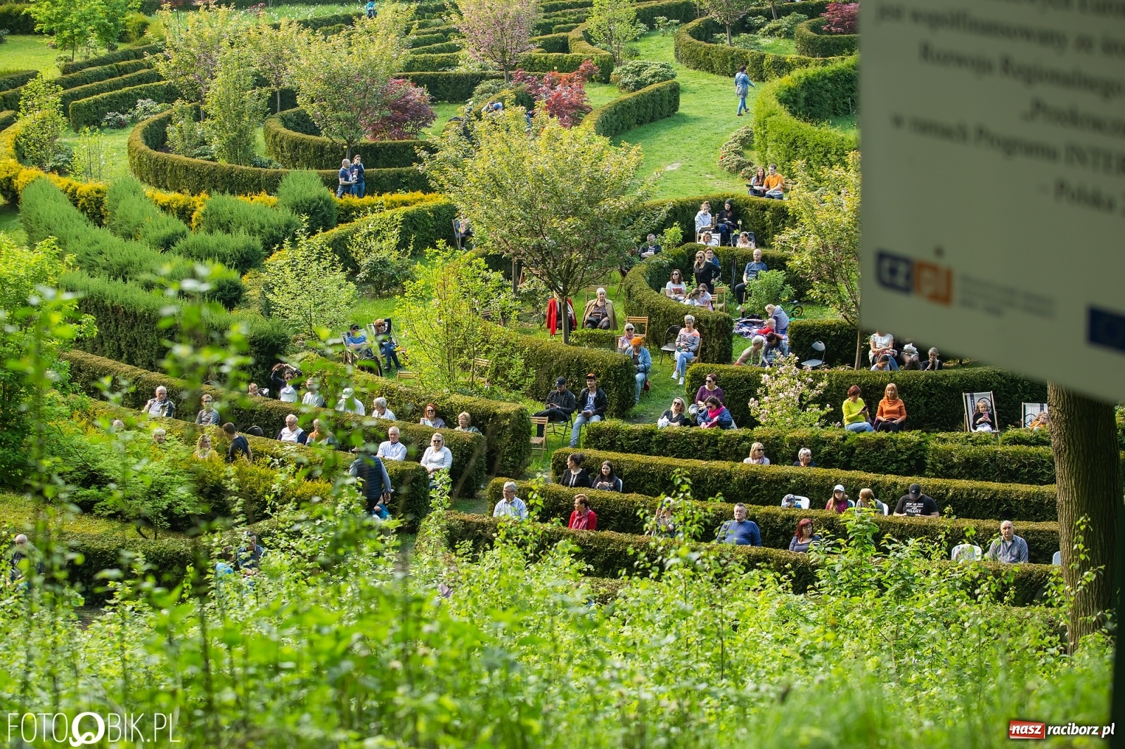 Zdjęcie w galerii na portalu naszraciborz.pl: Słońce, przyroda i melomani, czyli Muzyka w Zaczarowanym Ogrodzie [WIDEO] wiadomości z regionu