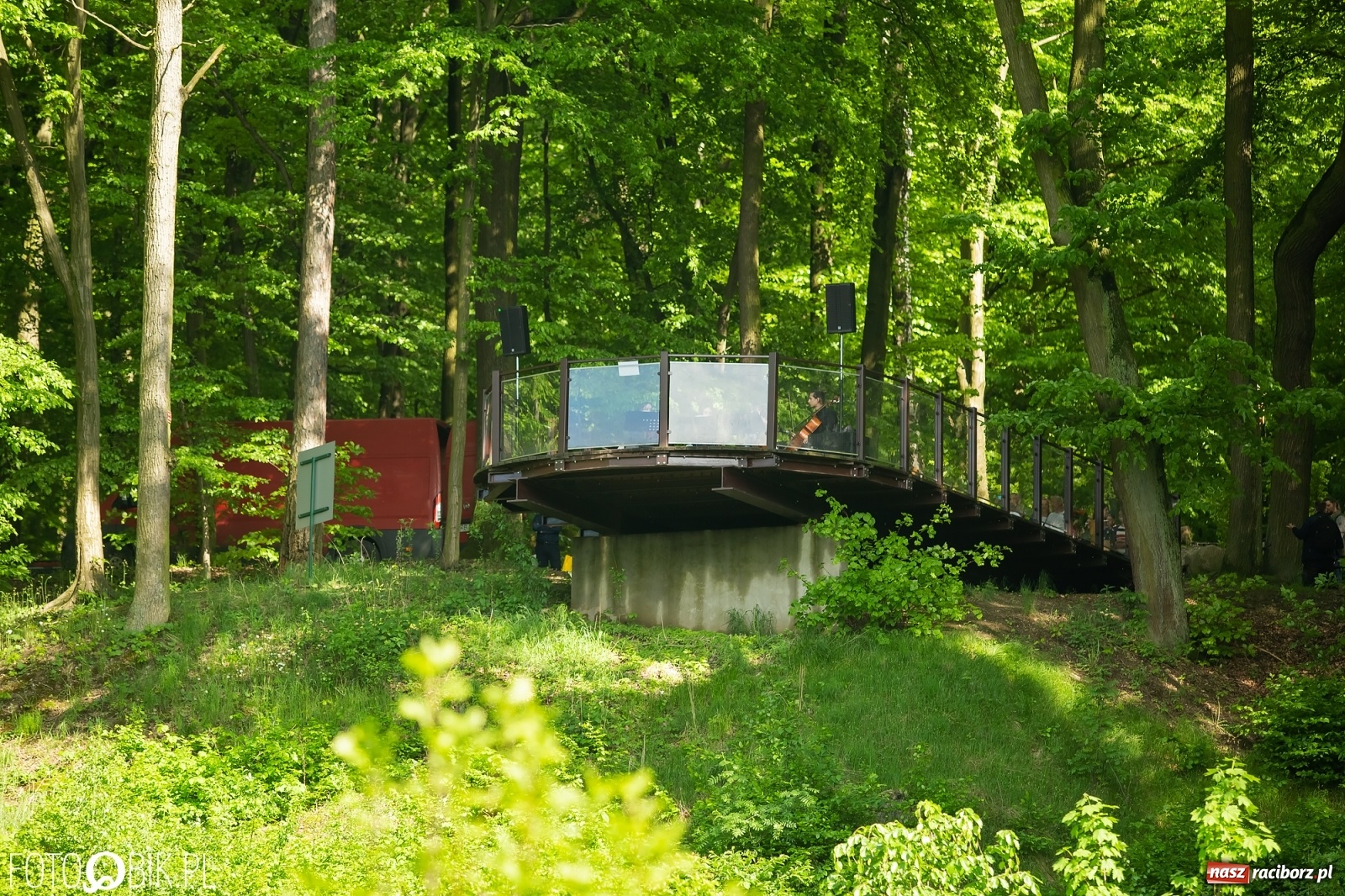 Zdjęcie w galerii na portalu naszraciborz.pl: Słońce, przyroda i melomani, czyli Muzyka w Zaczarowanym Ogrodzie [WIDEO] wiadomości z regionu