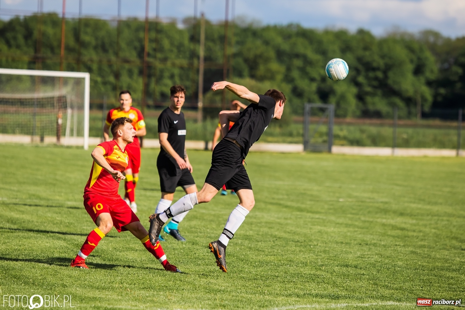 Zdjęcie w galerii na portalu naszraciborz.pl: A klasa. Podział punktów w Zawadzie Książęcej [FOTO] wiadomości z regionu