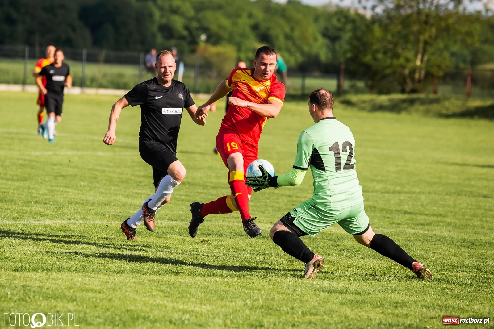 Zdjęcie w galerii na portalu naszraciborz.pl: A klasa. Podział punktów w Zawadzie Książęcej [FOTO] wiadomości z regionu