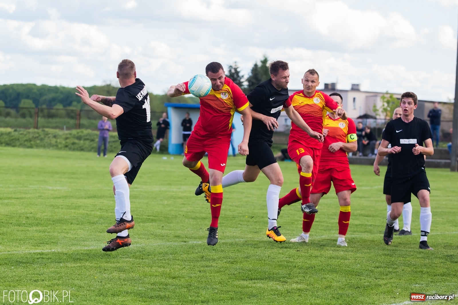 Zdjęcie w galerii na portalu naszraciborz.pl: A klasa. Podział punktów w Zawadzie Książęcej [FOTO] wiadomości z regionu