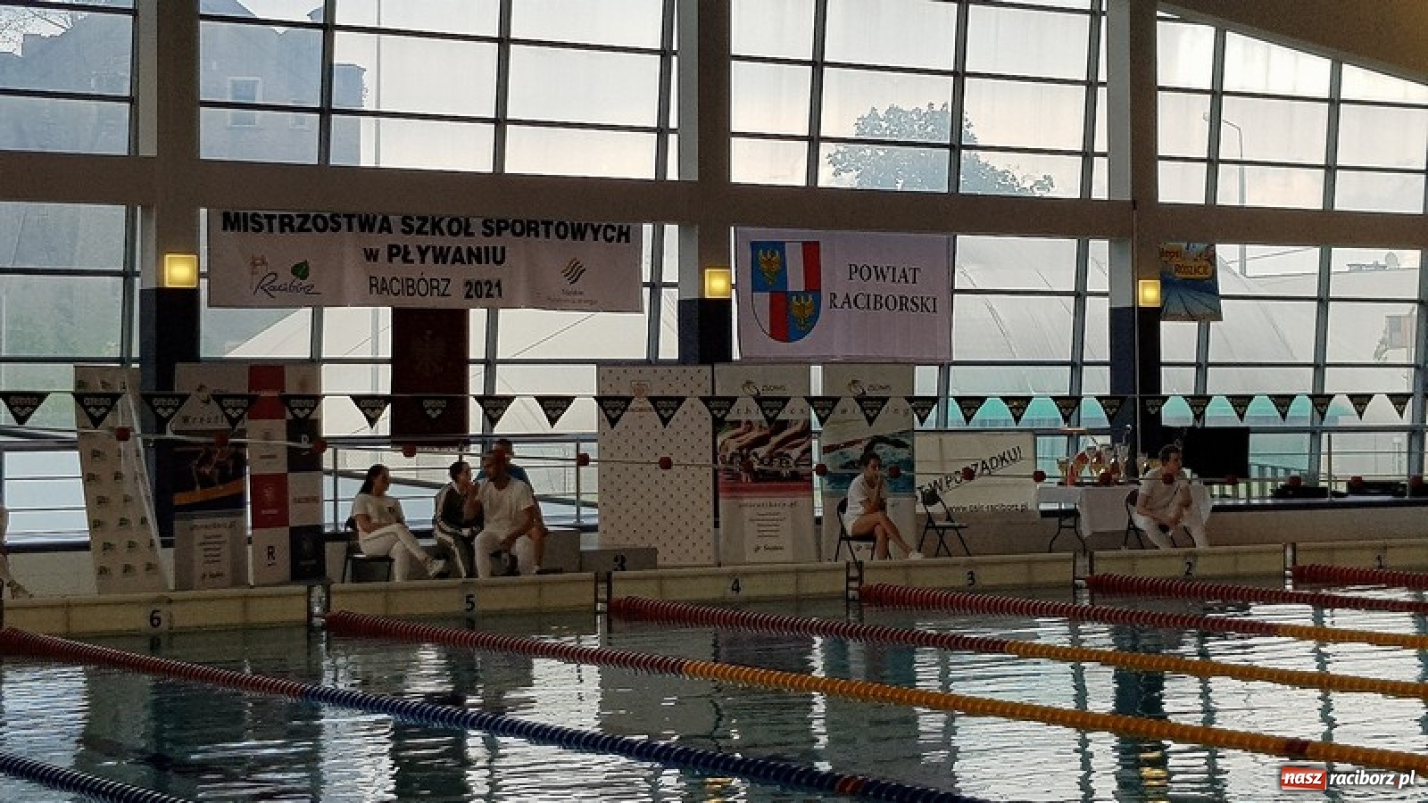 Zdjęcie w galerii na portalu naszraciborz.pl: Udane starty pływaków z SP 8 [FOTO] wiadomości z regionu