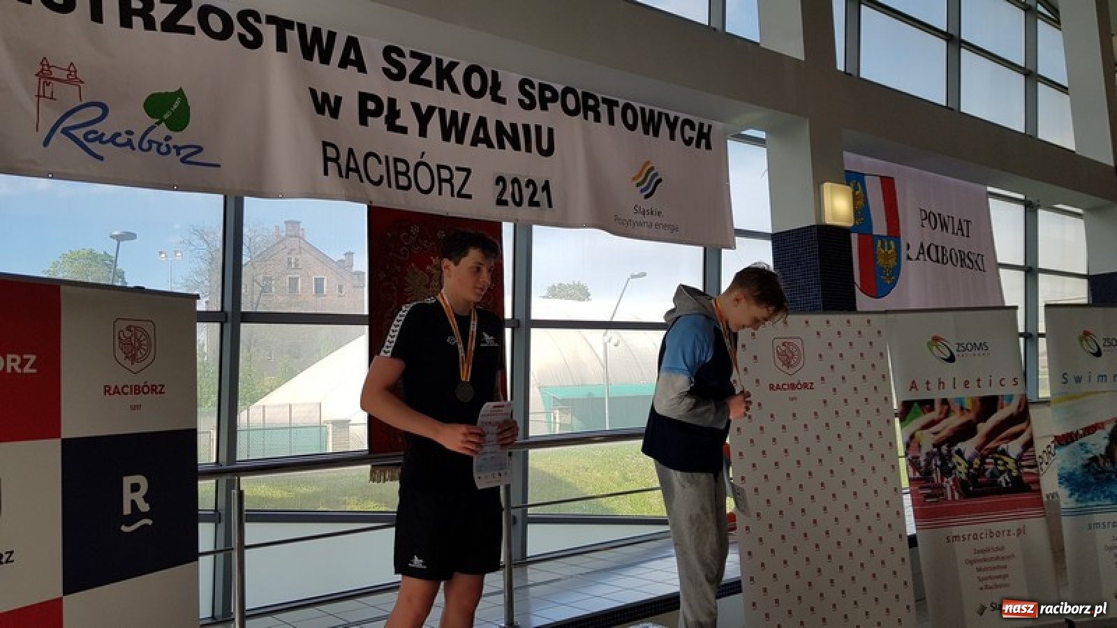 Zdjęcie w galerii na portalu naszraciborz.pl: Udane starty pływaków z SP 8 [FOTO] wiadomości z regionu