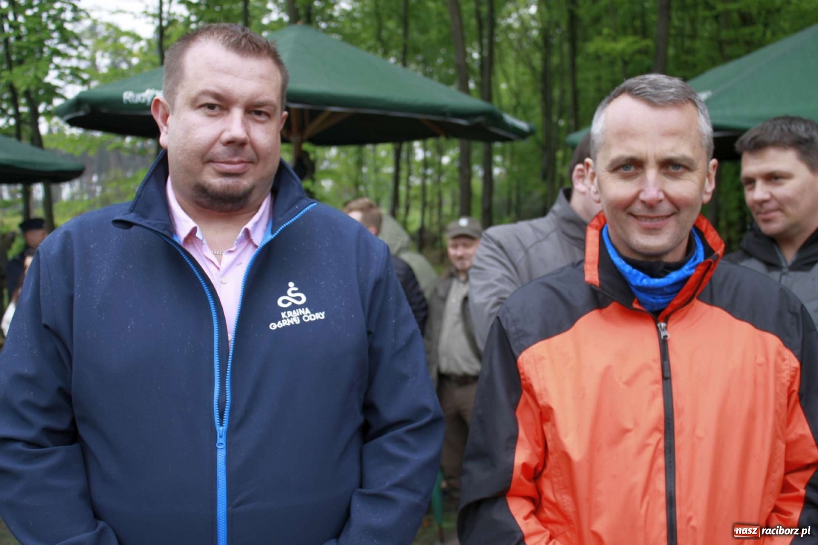 Zdjęcie w galerii na portalu naszraciborz.pl: Dąb Papieski ku pamięci, drzewa dla kolejnych pokoleń wiadomości z regionu