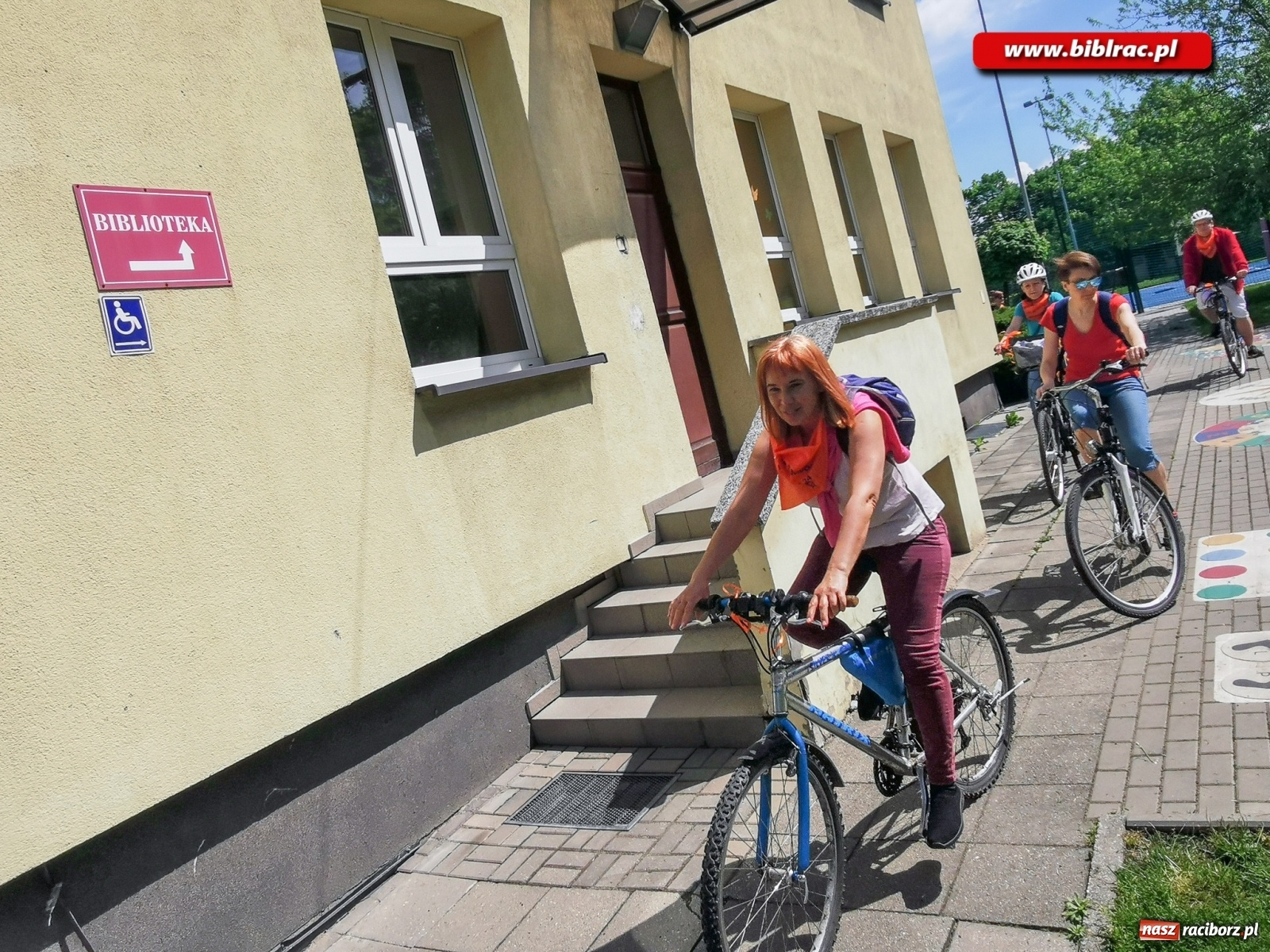 Zdjęcie w galerii na portalu naszraciborz.pl: Miłośnicy książek rozpoczęli sezon rowerowy! wiadomości z regionu