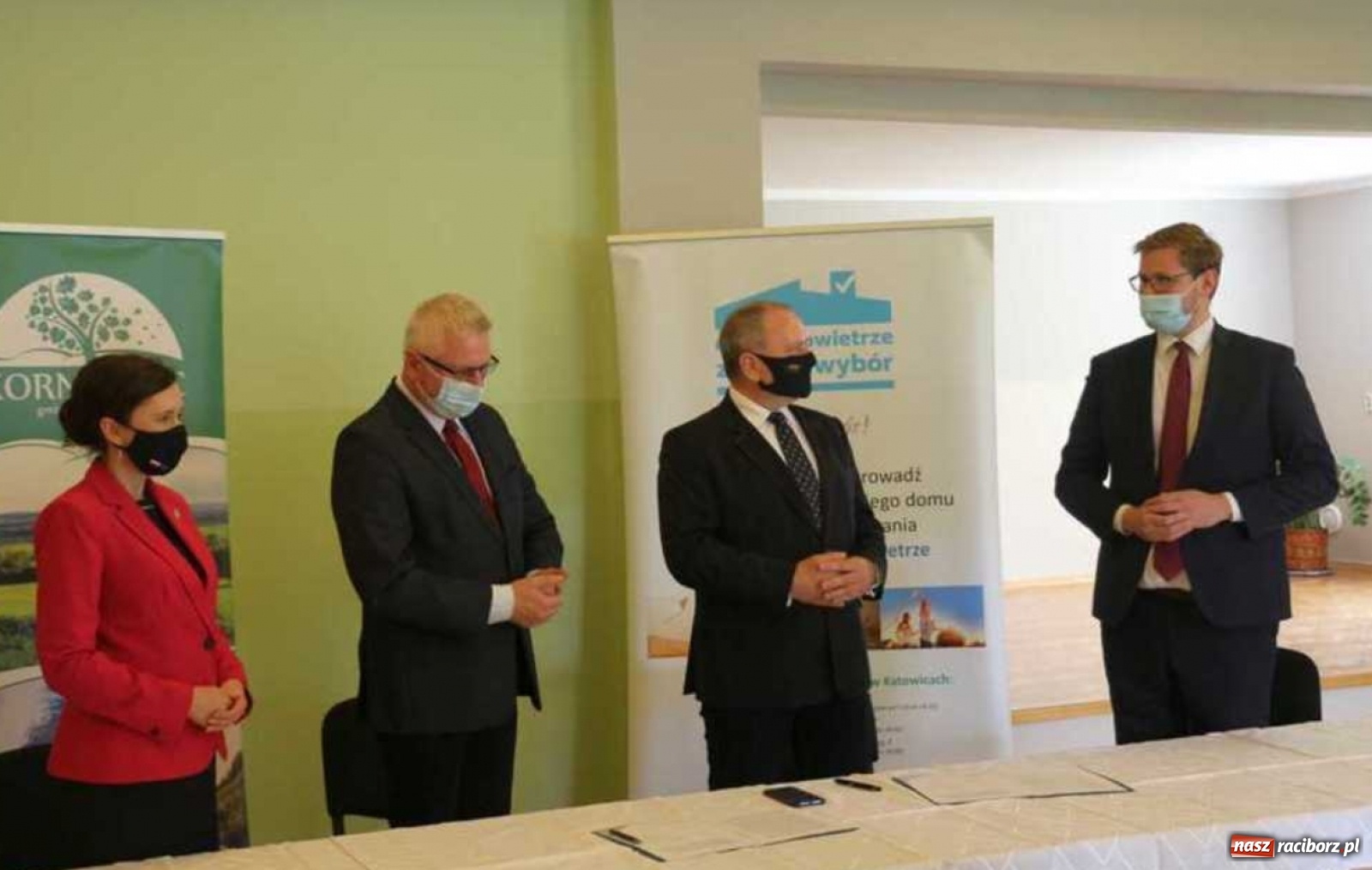 Zdjęcie w galerii na portalu naszraciborz.pl: W Kornowacu powstanie punkt konsultacyjny Czystego Powietrza wiadomości z regionu