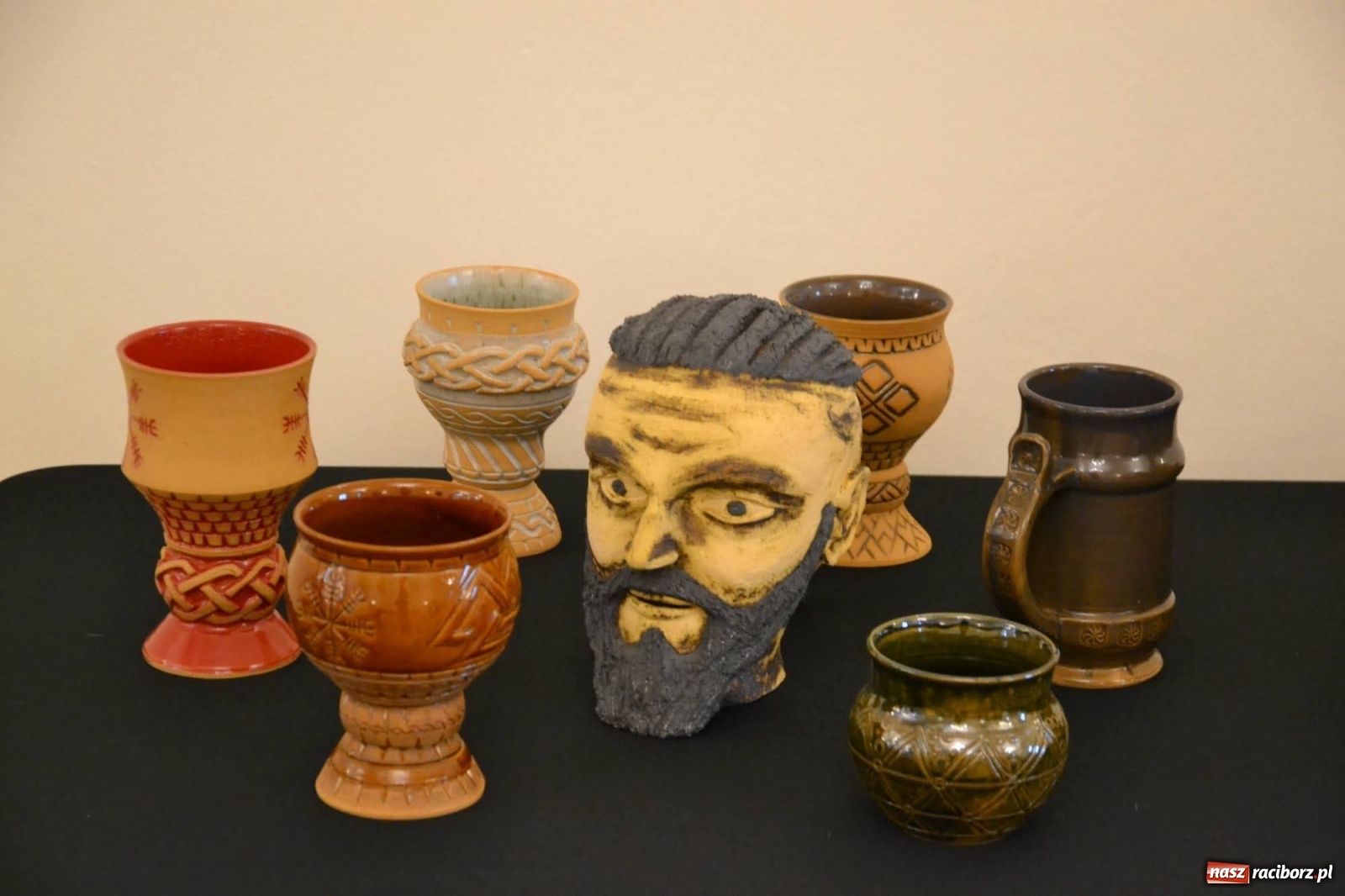 Zdjęcie w galerii na portalu naszraciborz.pl: Moje ceramiczne fascynacje - finisaż wystawy na zamku wiadomości z regionu