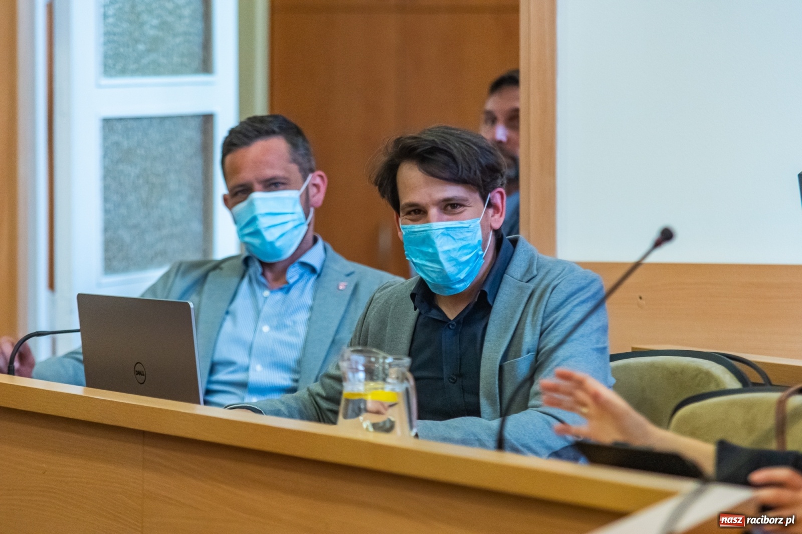 Zdjęcie w galerii na portalu naszraciborz.pl: Koronawirus ściął przychody OSiR-u. Miasto dopłaciło ponad 4 miliony. Remont H2Ostróg z poślizgiem wiadomości z regionu