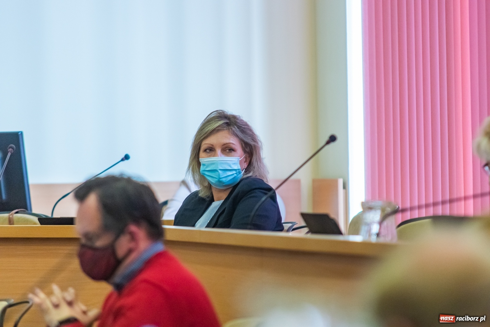 Zdjęcie w galerii na portalu naszraciborz.pl: Koronawirus ściął przychody OSiR-u. Miasto dopłaciło ponad 4 miliony. Remont H2Ostróg z poślizgiem wiadomości z regionu