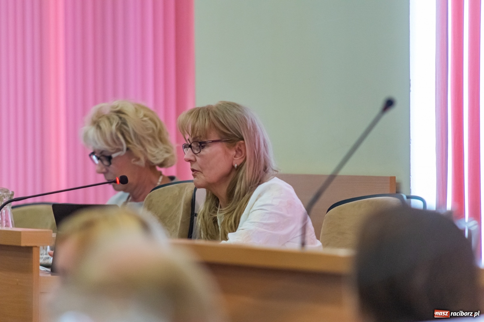 Zdjęcie w galerii na portalu naszraciborz.pl: Koronawirus ściął przychody OSiR-u. Miasto dopłaciło ponad 4 miliony. Remont H2Ostróg z poślizgiem wiadomości z regionu