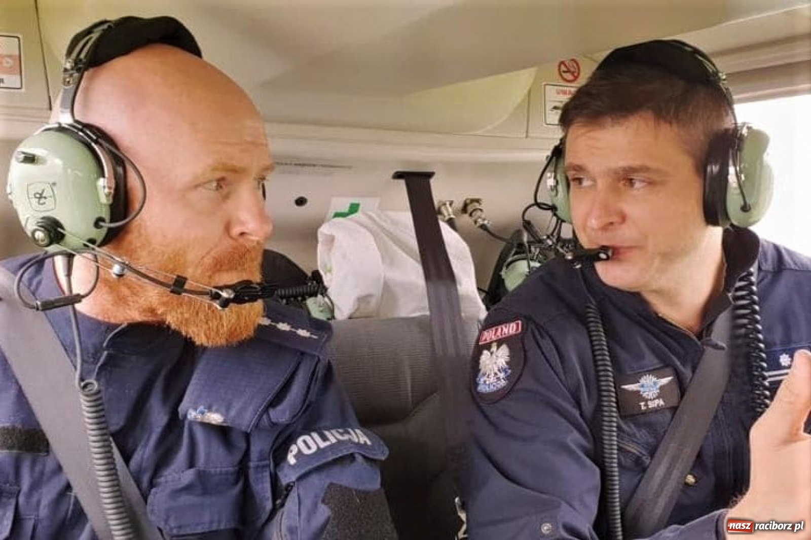 Zdjęcie w galerii na portalu naszraciborz.pl: Policyjny śmigłowiec nad powiatem raciborskim [FOTO i WIDEO] wiadomości z regionu