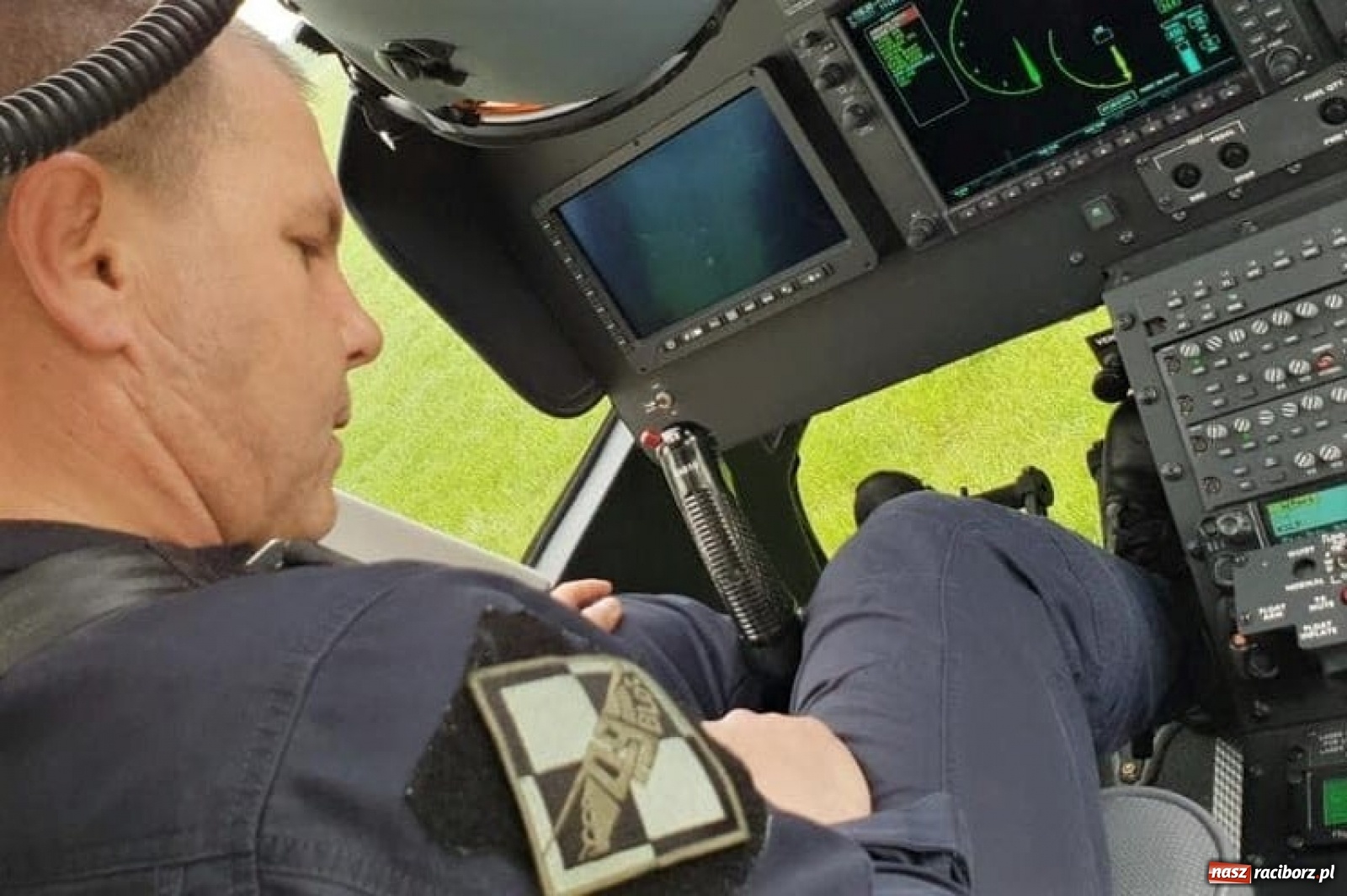 Zdjęcie w galerii na portalu naszraciborz.pl: Policyjny śmigłowiec nad powiatem raciborskim [FOTO i WIDEO] wiadomości z regionu