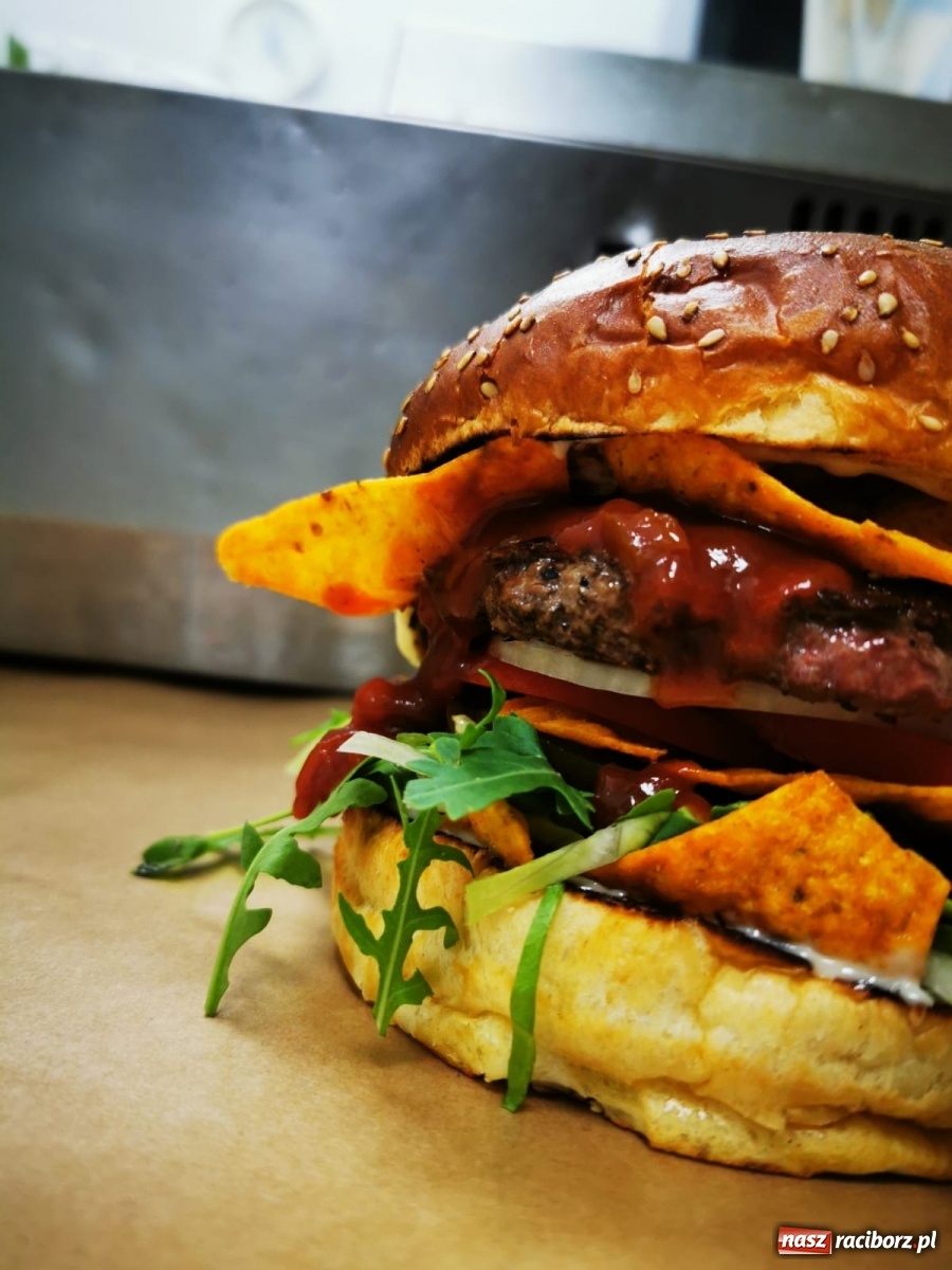 Zdjęcie w galerii na portalu naszraciborz.pl: Najlepsze Burgery w Raciborzu - teraz zamówisz również ON-LINE wiadomości z regionu