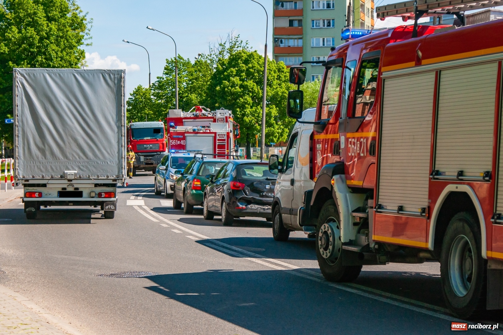 Zdjęcie w galerii na portalu naszraciborz.pl: Trzy pojazdy zderzyły się na Armii Krajowej [FOTO] wiadomości z regionu
