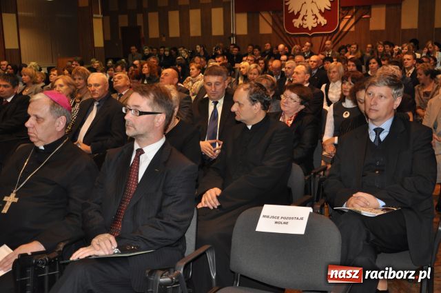 Zdjęcie w galerii na portalu naszraciborz.pl: Nowy rok akademicki rozpoczęty wiadomości z regionu