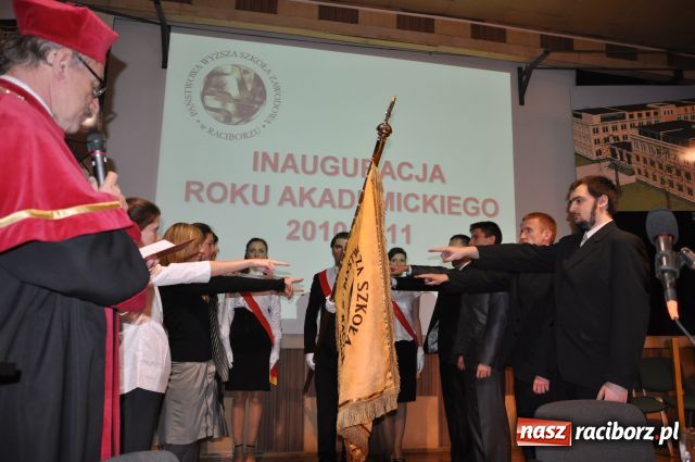 Zdjęcie w galerii na portalu naszraciborz.pl: Nowy rok akademicki rozpoczęty wiadomości z regionu