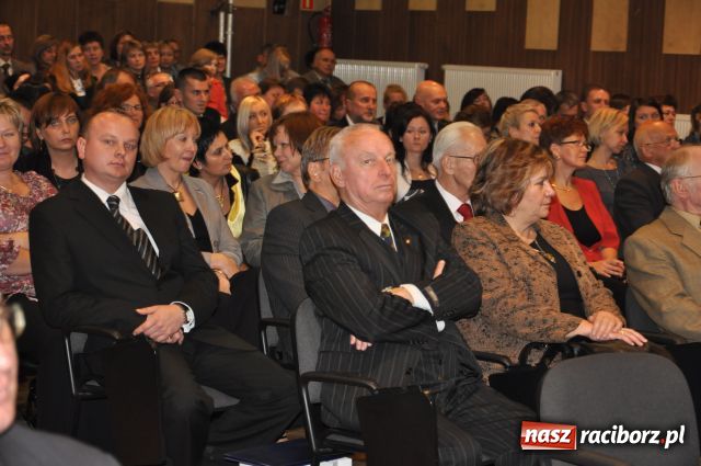 Zdjęcie w galerii na portalu naszraciborz.pl: Nowy rok akademicki rozpoczęty wiadomości z regionu