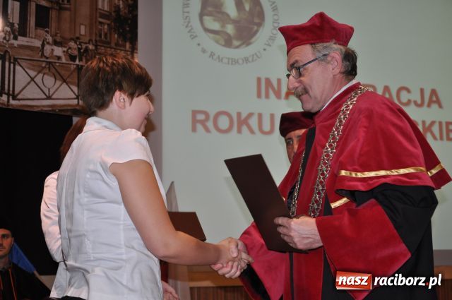 Zdjęcie w galerii na portalu naszraciborz.pl: Nowy rok akademicki rozpoczęty wiadomości z regionu