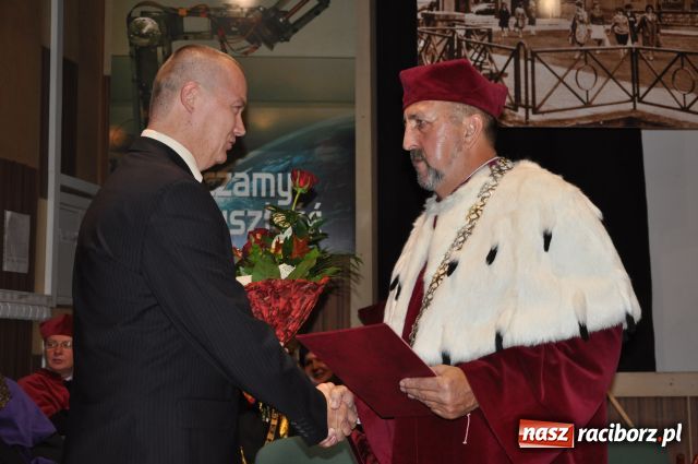 Zdjęcie w galerii na portalu naszraciborz.pl: Nowy rok akademicki rozpoczęty wiadomości z regionu