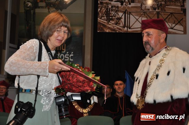 Zdjęcie w galerii na portalu naszraciborz.pl: Nowy rok akademicki rozpoczęty wiadomości z regionu