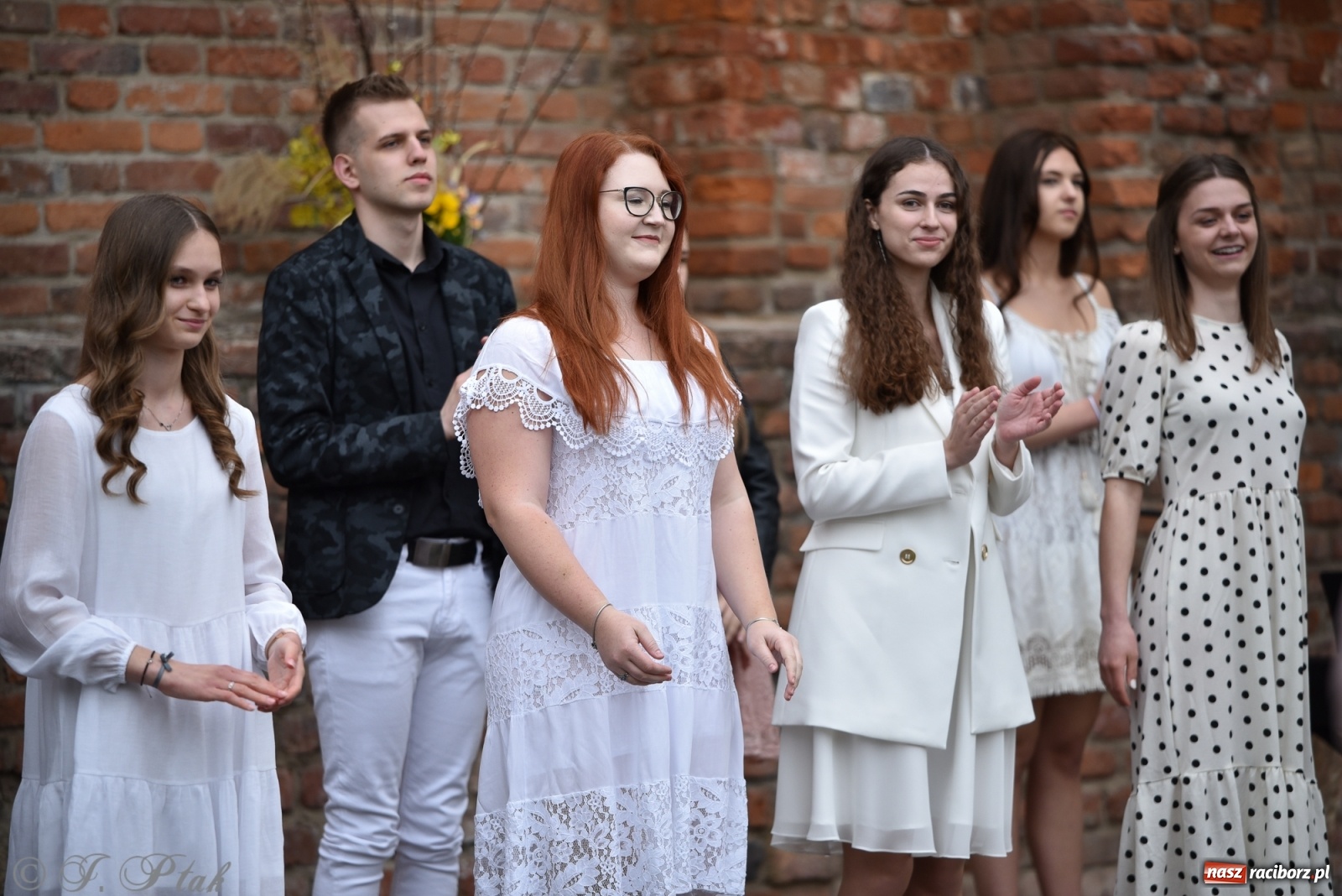 Zdjęcie w galerii na portalu naszraciborz.pl: Miraż znów na żywo. Koncert papieski na zamku [FOTO i WIDEO] wiadomości z regionu
