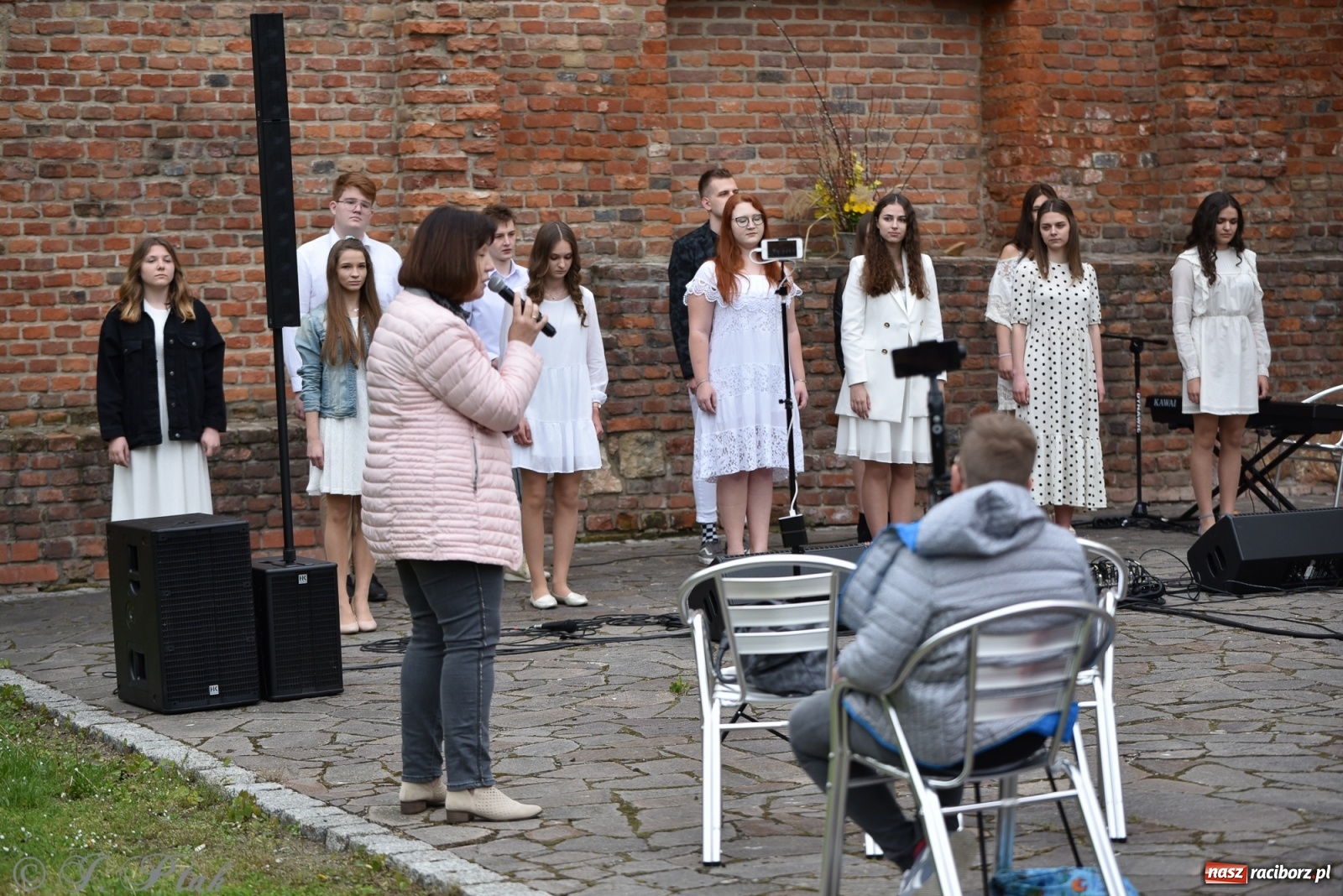 Zdjęcie w galerii na portalu naszraciborz.pl: Miraż znów na żywo. Koncert papieski na zamku [FOTO i WIDEO] wiadomości z regionu
