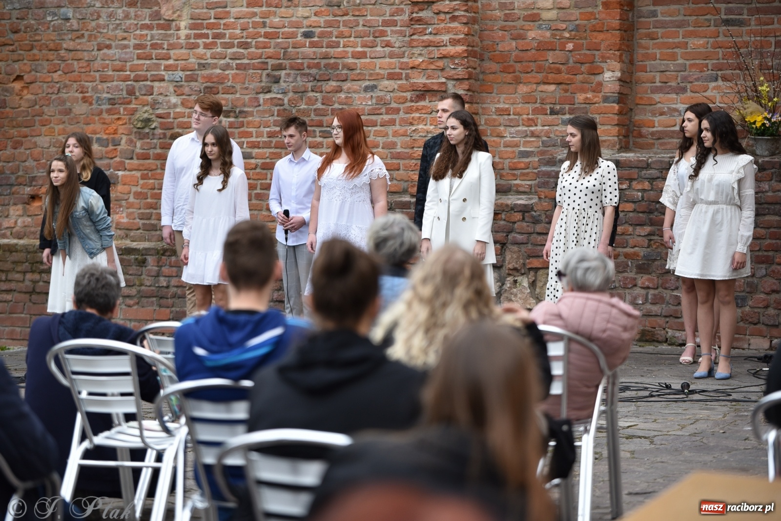 Zdjęcie w galerii na portalu naszraciborz.pl: Miraż znów na żywo. Koncert papieski na zamku [FOTO i WIDEO] wiadomości z regionu