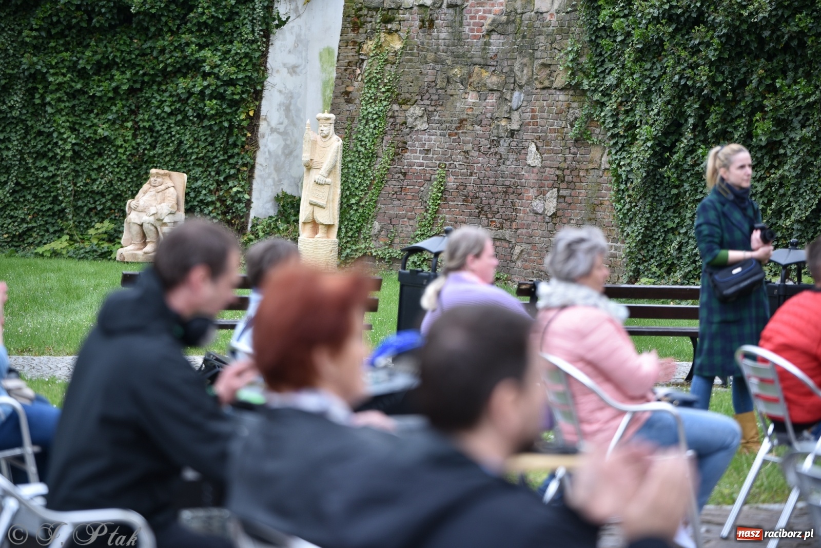 Zdjęcie w galerii na portalu naszraciborz.pl: Miraż znów na żywo. Koncert papieski na zamku [FOTO i WIDEO] wiadomości z regionu