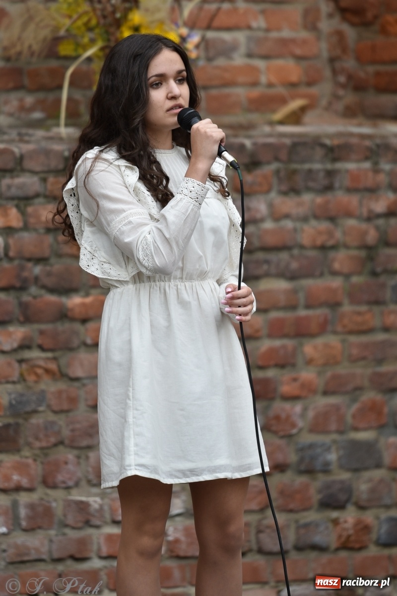 Zdjęcie w galerii na portalu naszraciborz.pl: Miraż znów na żywo. Koncert papieski na zamku [FOTO i WIDEO] wiadomości z regionu