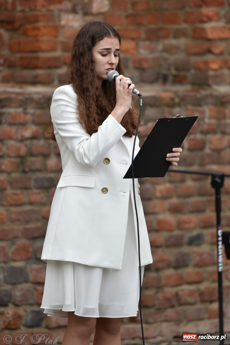 Zdjęcie w galerii na portalu naszraciborz.pl: Miraż znów na żywo. Koncert papieski na zamku [FOTO i WIDEO] wiadomości z regionu