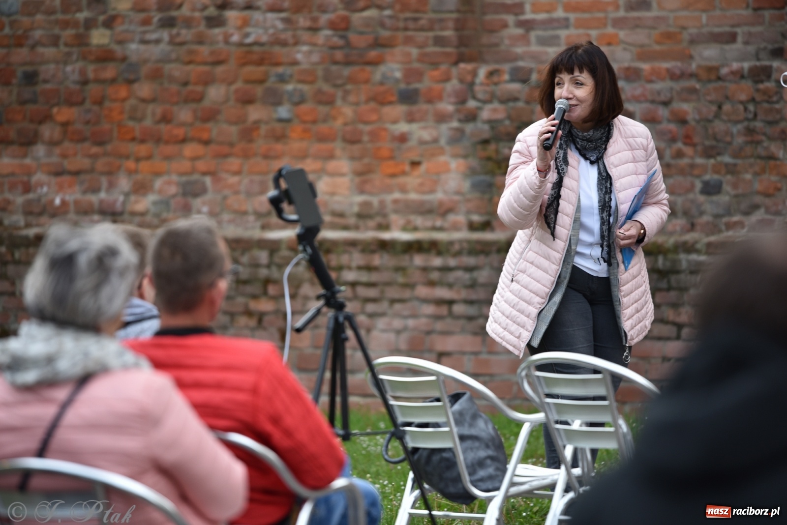 Zdjęcie w galerii na portalu naszraciborz.pl: Miraż znów na żywo. Koncert papieski na zamku [FOTO i WIDEO] wiadomości z regionu