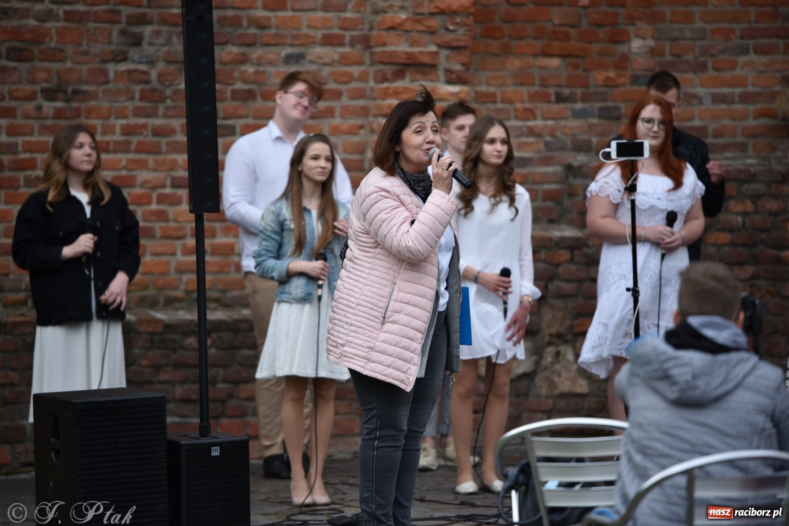 Zdjęcie w galerii na portalu naszraciborz.pl: Miraż znów na żywo. Koncert papieski na zamku [FOTO i WIDEO] wiadomości z regionu